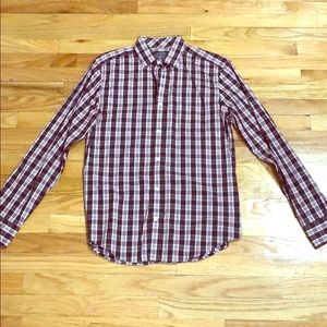 Long sleeve plaid button up shirt
